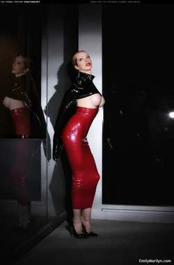 Image #64592 (fetish): latex, tits