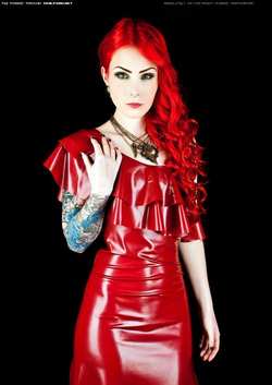 Image #26513 (fetish): latex, redhead