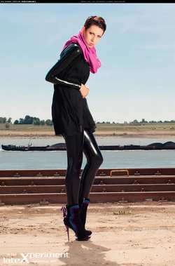 Image #39214 (fetish): latex