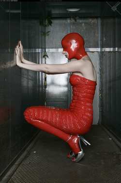 Image #129404 (fetish): high gloss dolls, latex, ulorin vex