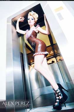 Image #103585 (fetish): latex, onna sakura