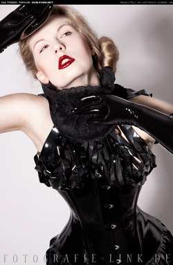 Image #25388 (fetish): corset, latex