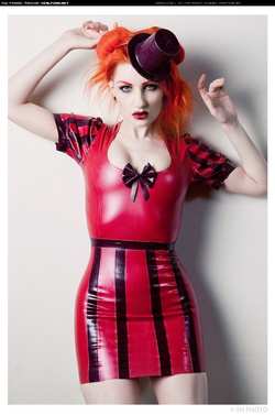 Image #95755 (fetish): latex, redhead, ulorin vex