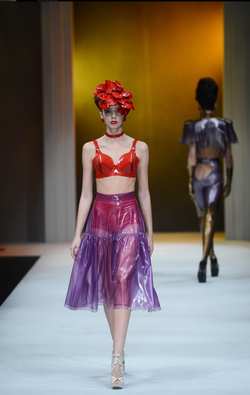 Image #45240 (fetish): latex