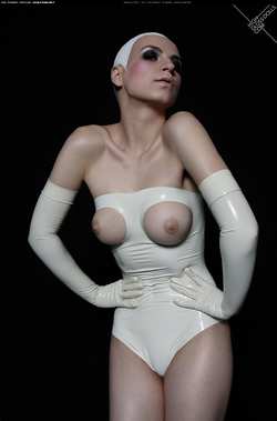 Image #44012 (fetish): latex, tits