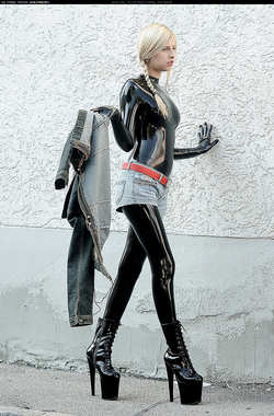 Image #52400 (fetish): latex