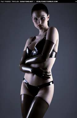 Image #5490 (fetish): latex, sister sinister