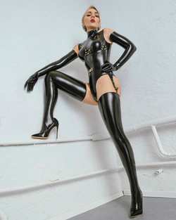 Image #222952 (fetish): katerina piglet, latex