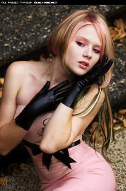Image #7867 (grlz): mosh