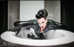 Image #40814 (fetish): latex