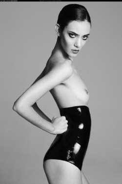 Image #60108 (fetish): latex, tits