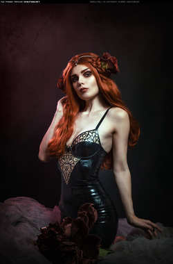 Image #171784 (fetish): latex, redhead