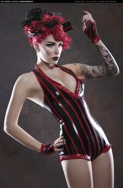 Image #21670 (fetish): cervena fox, latex