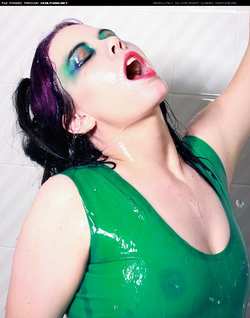 Image #42074 (fetish): latex, wet