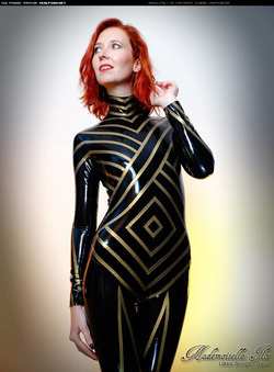 Image #146329 (fetish): latex, redhead