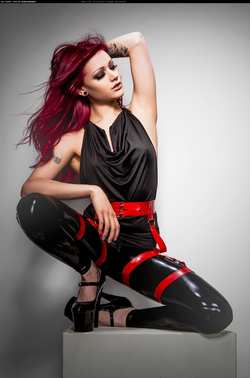 Image #113816 (fetish): latex, miss mandy