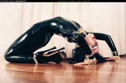 Image #42783 (fetish): latex, marilyn yusuf