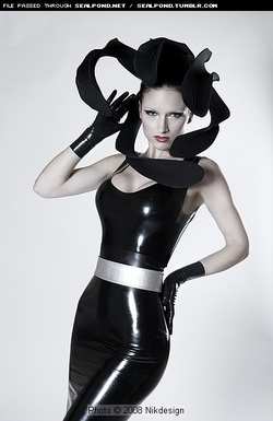 Image #5267 (fetish): latex, sister sinister