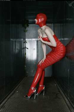 Image #129405 (fetish): high gloss dolls, latex, ulorin vex