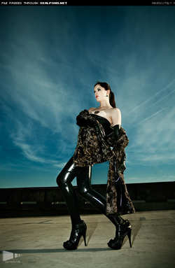 Image #40618 (fetish): latex