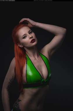 Image #154077 (fetish): latex, redhead