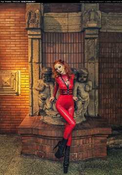 Image #136967 (fetish): latex, redhead
