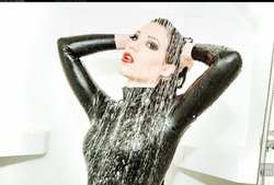 Image #115533 (fetish): latex, wet