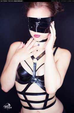 Image #102944 (fetish): blindfold, latex