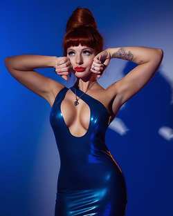 Image #222047 (fetish): latex, redhead