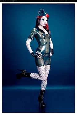 Image #42425 (fetish): latex