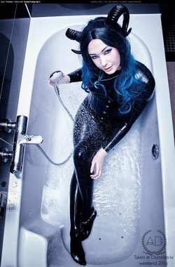 Image #146305 (fetish): latex