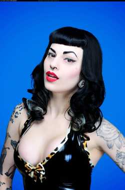 Image #136282 (fetish): latex