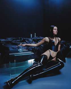 Image #281456 (fetish): latex