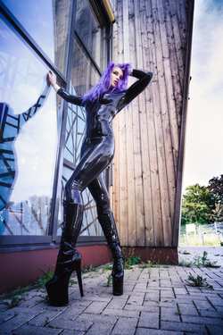 Image #200438 (fetish): latex