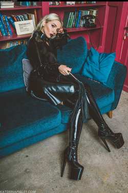 Image #175712 (fetish): katerina piglet, latex