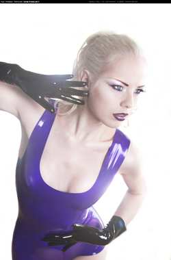 Image #43284 (fetish): latex