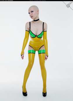 Image #26916 (fetish): latex