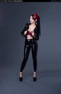 Image #130262 (fetish): dani divine, latex