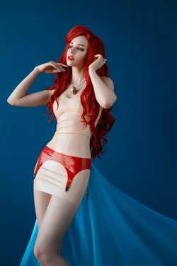 Image #223935 (fetish): latex, redhead