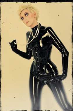 Image #25617 (fetish): corset, latex