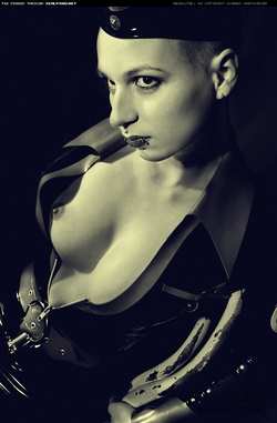 Image #28782 (fetish): latex, tits